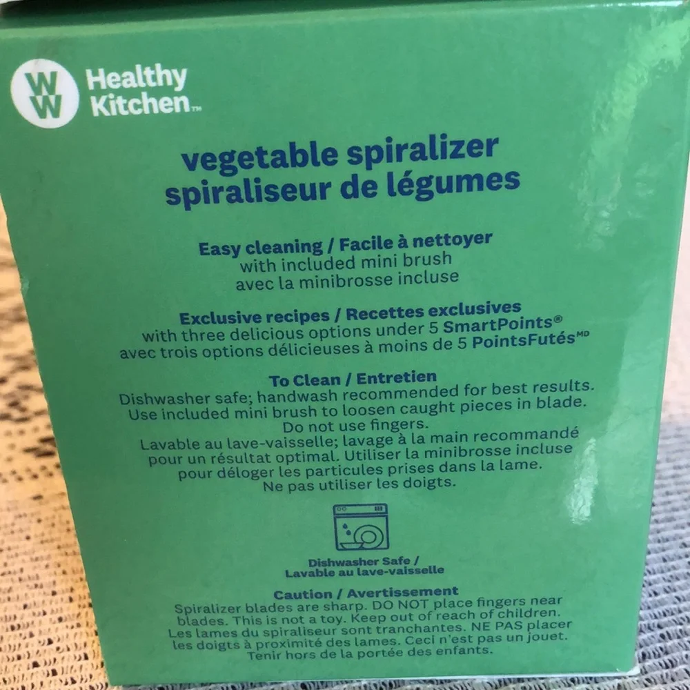 WeightWatcher Kitchen Vegetable Spiralizer Easy to use & Dishwasher Safe!